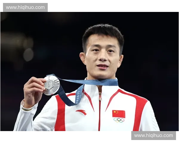 《PE战队重返巅峰之路 聚焦LOL赛场的激情与挑战》 《PE战队重返巅峰之路 聚焦LOL赛场的激情与挑战》